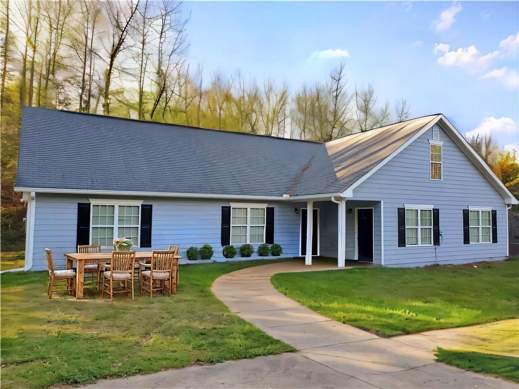 River Pointe Ct, Lilburn, GA 30047
