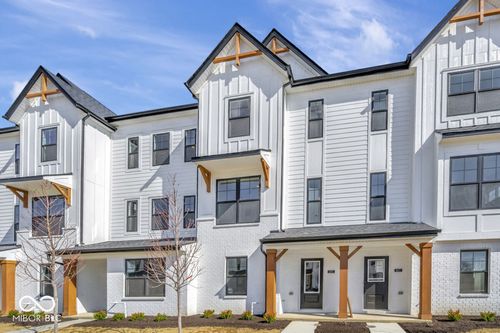 4475 Yellowwood Ave, Brownsburg, IN, 46112-2094 | Card Image