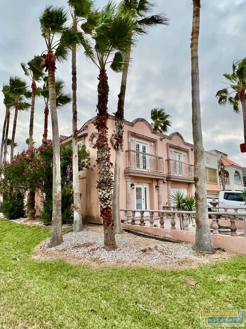 201 W Hibiscus St, South Padre Island, TX, 78597-7226 | Card Image