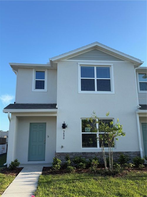 588 Preston Cove Dr, Saint Cloud, FL, 34771-8182 | Card Image