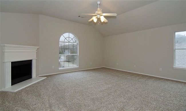 4878 Eagle Trace Dr, House other with 4 bedrooms, 3 bathrooms and null parking in Fort Worth TX | Image 4