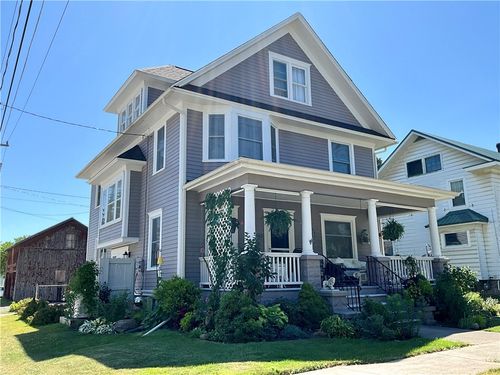 413 Catherine St, Medina, NY, 14103-1128 | Card Image