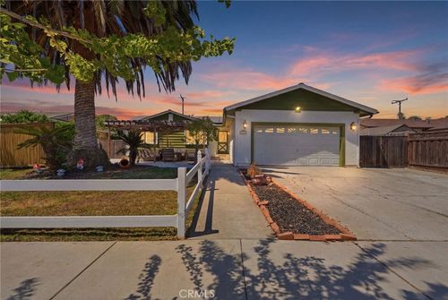 5160 Rhoads Ave, Santa Barbara, CA, 93111-2426 | Card Image