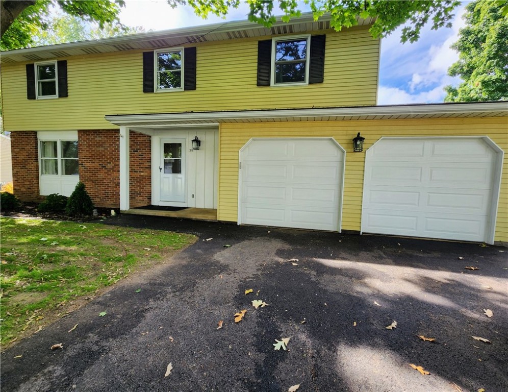 Longhorn Dr, West Henrietta, NY 14586