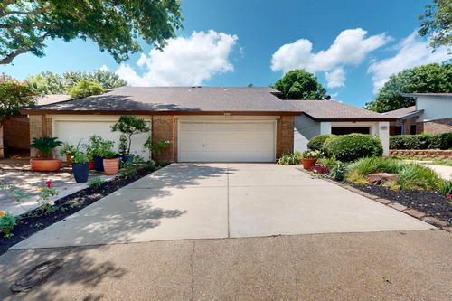 2205 La Costa Dr, Rowlett, TX, 75088-6205 | Card Image
