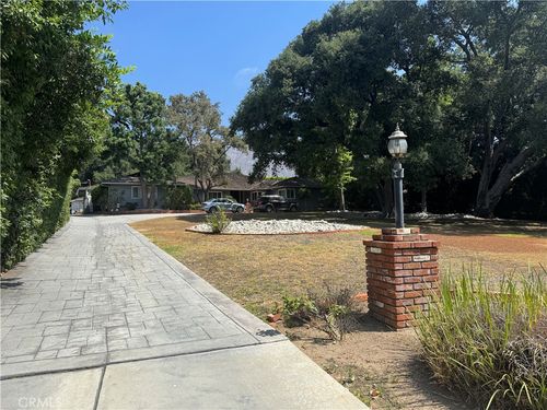 827 Hampton Rd, Arcadia, CA, 91006-2006 | Card Image