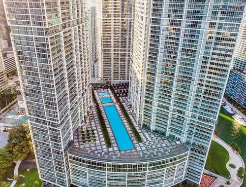 4208-495 Brickell Ave, Miami, FL, 33131-2864 | Card Image