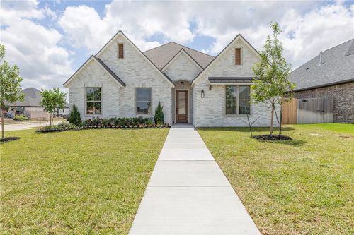 2901 Goldberg Dr, Bryan, TX, 77808-1555 | Card Image