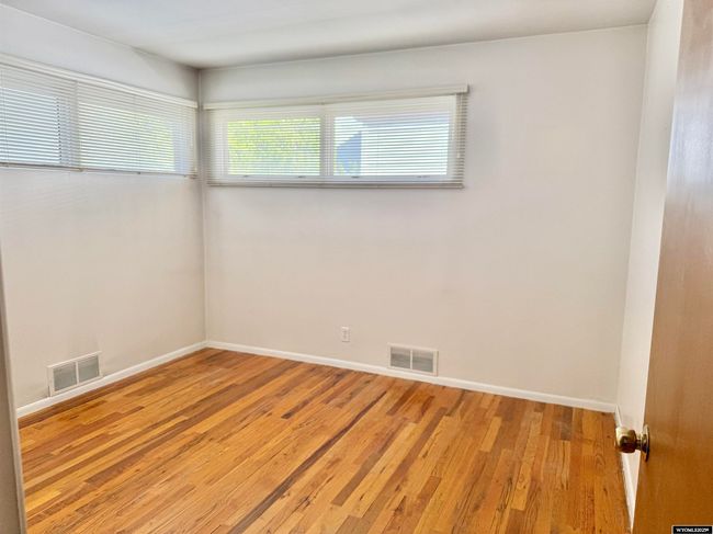 422 Beech Ave, House other with 3 bedrooms, 1 bathrooms and null parking in Kemmerer WY | Image 9
