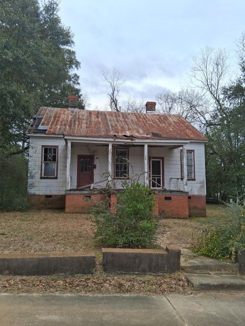 1414 Glover St, Orangeburg, SC, 29115-6095 | Card Image