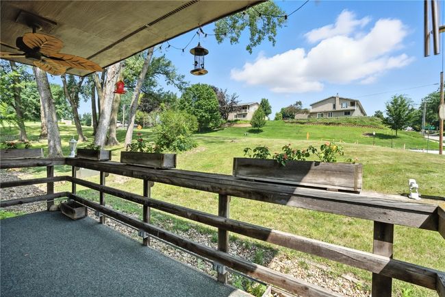 1704 Pikes Peak Ct Ne, Condo with 2 bedrooms, 2 bathrooms and null parking in Cedar Rapids IA | Image 19