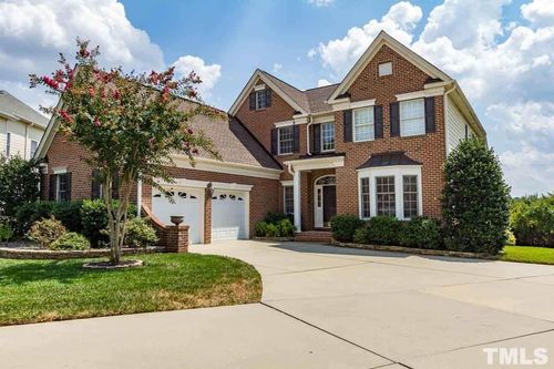 9602 Heathermill Ln, Raleigh, NC, 27617-8577 | Card Image