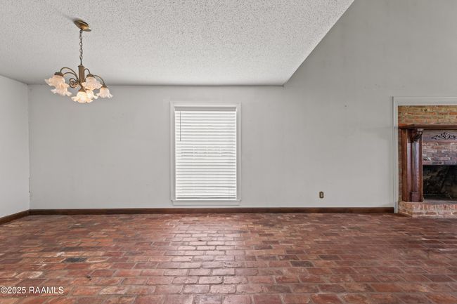 1243Huval-34 | Image 23