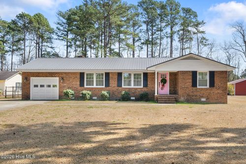 238 Dogwood Dr, Warsaw, NC, 28398-2106 | Card Image