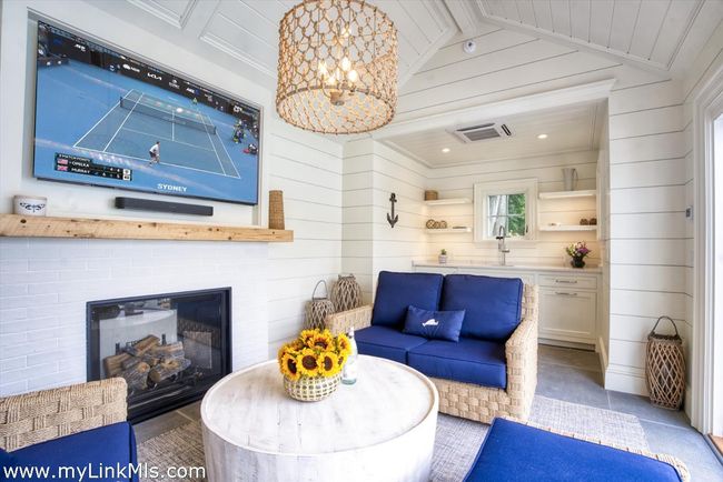 43 Peases Point Way S, House other with 4 bedrooms, 7 bathrooms and null parking in Edgartown MA | Image 10