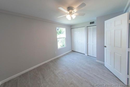 b-4116 Virginia Ter, West Palm Beach, FL, 33405-2557 | Card Image