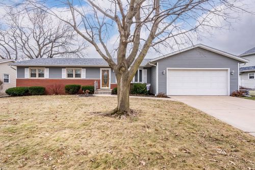 2615 E 28th Ct Court, Davenport, IA, 52803 | Card Image