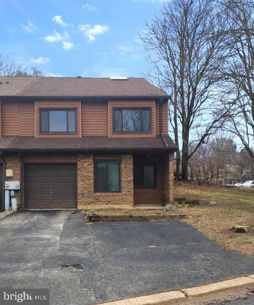 5516 Doral Dr, WILMINGTON, DE, 19808-2611 | Card Image