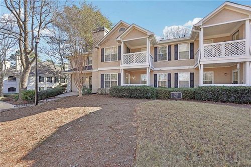 601 Peachtree Forest Ave, Peachtree Corners, GA, 30092-4547 | Card Image