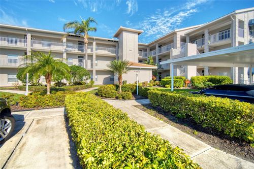 4207-9610 Club South Cir, SARASOTA, FL, 34238-3392 | Card Image