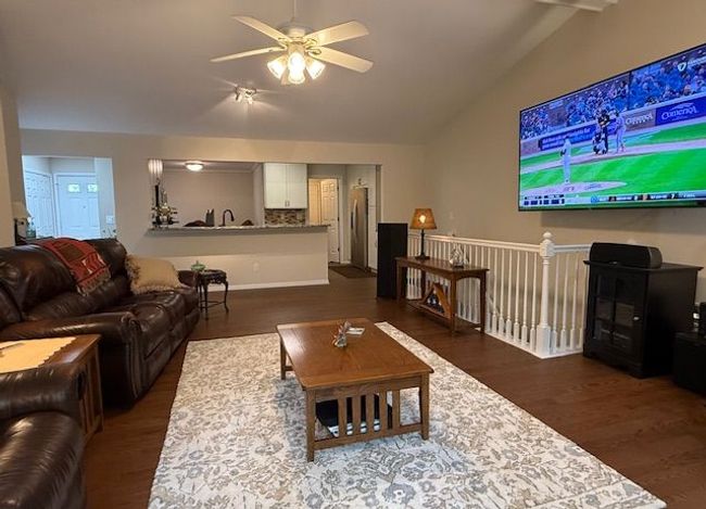 42034 Coventry Way, Condo with 2 bedrooms, 2 bathrooms and null parking in Canton MI | Image 9
