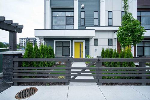 225-46150 Thomas Rd, Chilliwack, BC, V2R6B3 | Card Image
