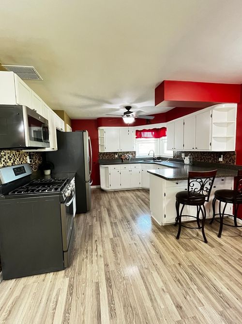 403 N 1st St, Tonica, IL, 61370-9444 | Card Image