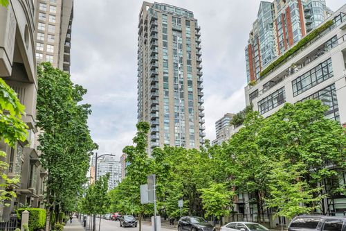 1104-928 Richards St, Vancouver, BC, V6B6P6 | Card Image