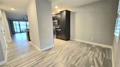 unit-101-15098 Palmer Lake Cir, NAPLES, FL, 34109-9061 | Card Image