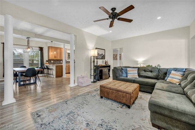 4108 W 217 Th St, House other with 4 bedrooms, 2 bathrooms and null parking in Fairview Park OH | Image 6