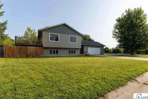 112 Parkside St, Mankato, MN, 56001-4791 | Card Image
