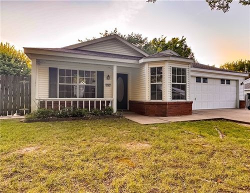 1541 N Timbercrest Ave, Fayetteville, AR, 72704-5883 | Card Image
