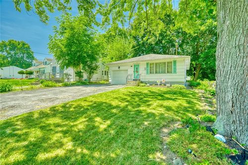133 Matilda St, Gates, NY, 14606-5556 | Card Image