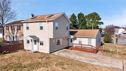 3300 Merion Ct, Virginia Beach, VA, 23452-4840 | Card Image