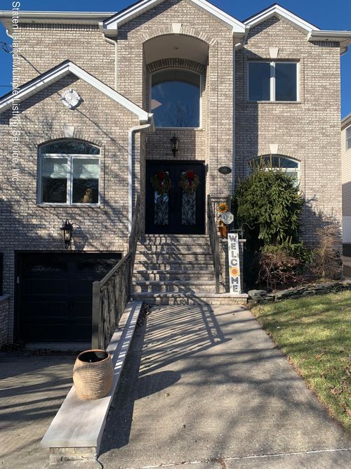 193 Bennett Ave, Staten Island, NY, 10312-4020 | Card Image