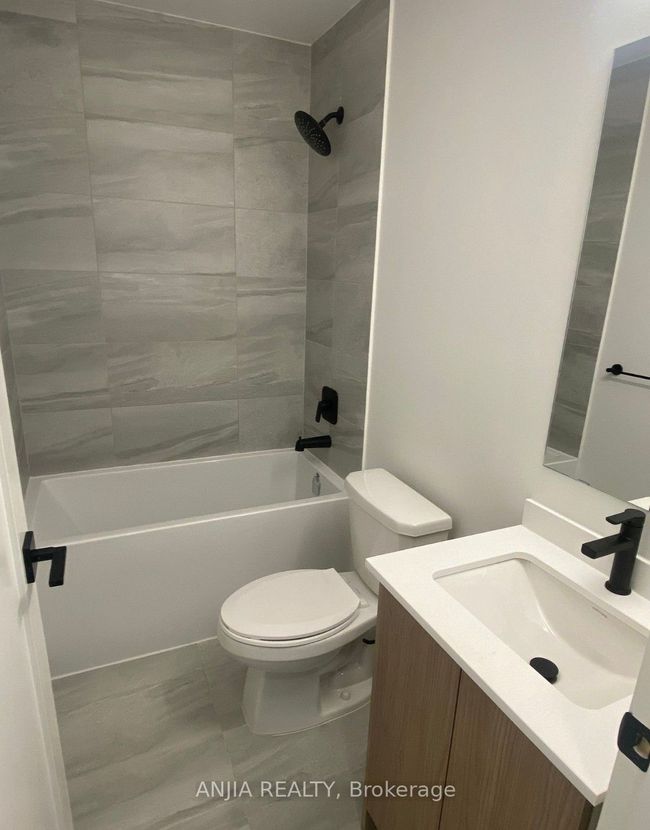 207 - 2369 Danforth Ave, Condo with 1 bedrooms, 1 bathrooms and null parking in Toronto ON | Image 15