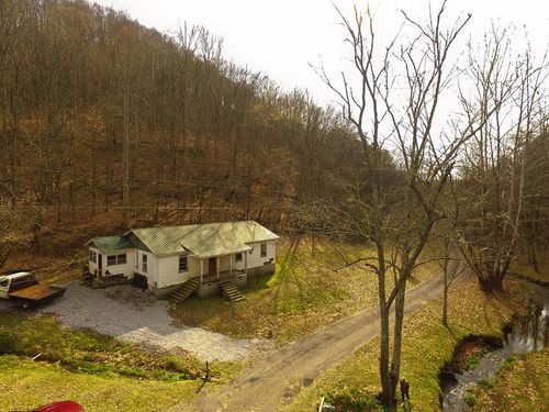 290 Hazel Huffines Ln, Whitleyville, TN, 38588-7212 | Card Image