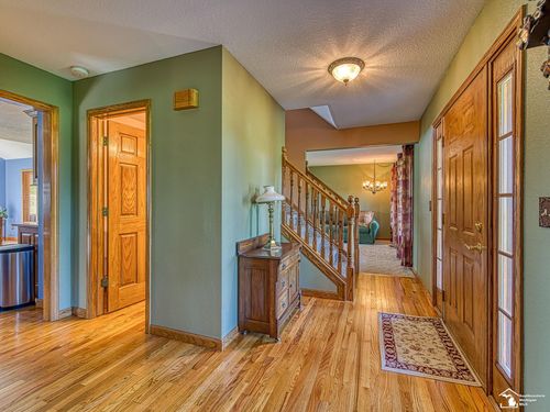 4992 Post Rd, Newport, MI, 48166-9805 | Card Image