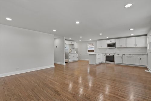 3735 169th St, Country Club Hills, IL, 60478-2165 | Card Image