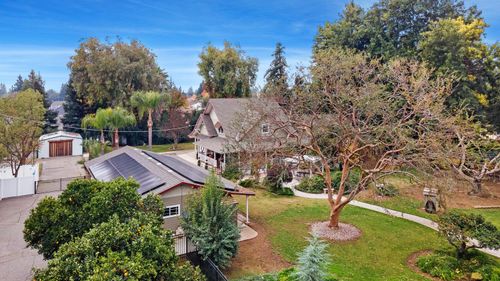 2444 Ashcroft Ave, Clovis, CA, 93611-6002 | Card Image