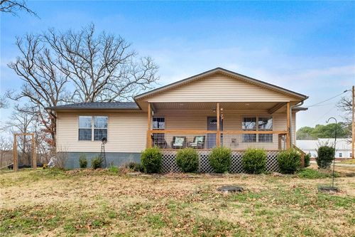 327 Maple Dr, Winslow, AR, 72959-2945 | Card Image