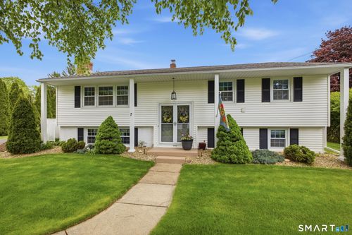 7 Stardust Drive, Enfield, CT, 06082 | Card Image
