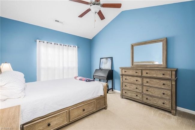 Vaulted ceiling in primary bedroom | Image 12