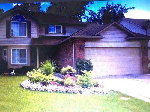 156 Arthur Avenue, Oakland Charter Township, MI, 48083 | Card Image