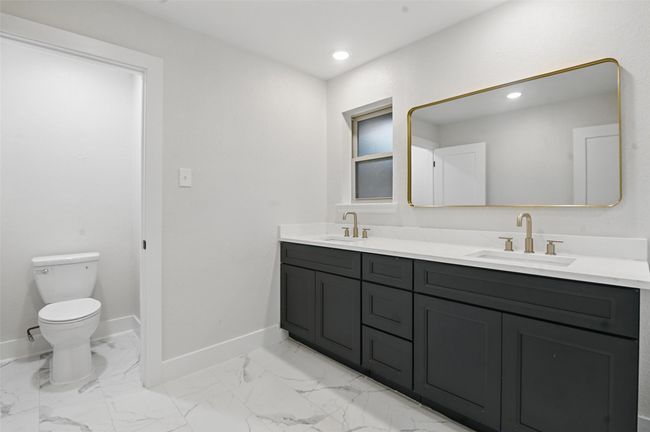 7716 La Risa Dr, House other with 4 bedrooms, 4 bathrooms and null parking in Dallas TX | Image 21
