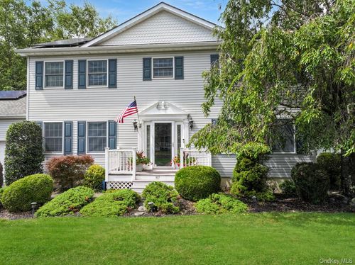 87 Winchester Dr, Monroe, NY, 10950-3941 | Card Image