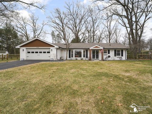 3323 Deepwood Dr, Lambertville, MI, 48144-9621 | Card Image