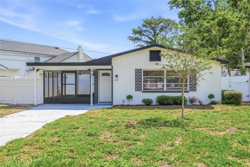 997 Cedarwood Ave, DUNEDIN, FL, 34698-7251 | Card Image