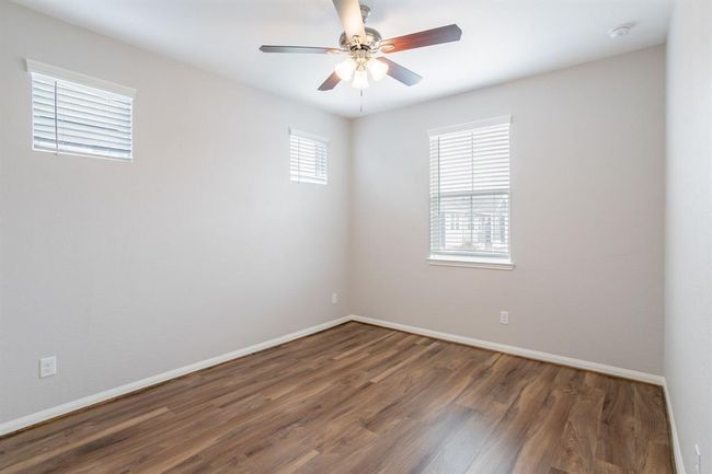 9917 Brickhouse Dr, House other with 3 bedrooms, 3 bathrooms and 2 parking in Houston TX | Image 32