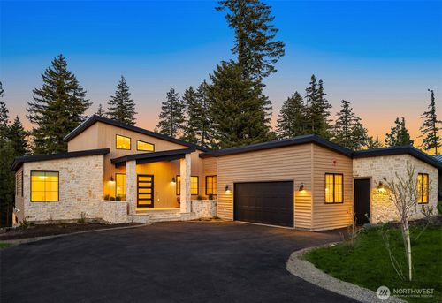 110 Kokanee Loop, Cle Elum, WA, 98922-6039 | Card Image